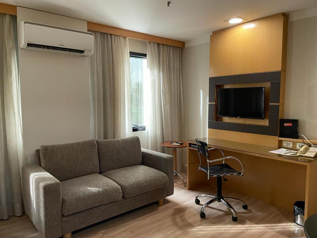 Flat No Bairro Jardins - Dentro Do Transamerica 21 Century Apartment
